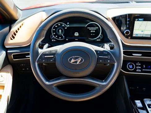 Used 2020 Hyundai Sonata Limited FWD image 14