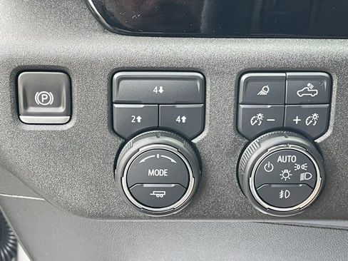 Certified 2025 Chevrolet Silverado 3500 LT w/ All Star Edition image 8