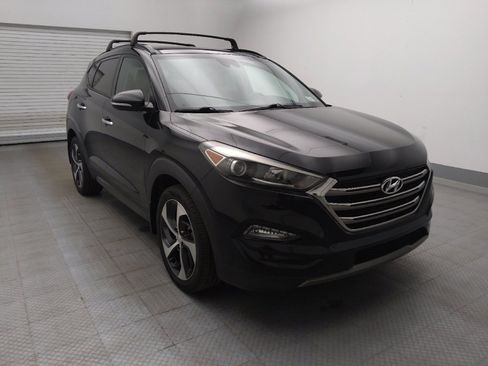Used 2016 Hyundai Tucson Limited w/ Option Group 03 FWD image 14