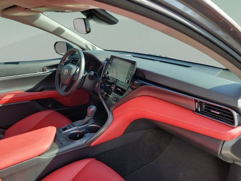 Used 2022 Toyota Camry XSE FWD image 26
