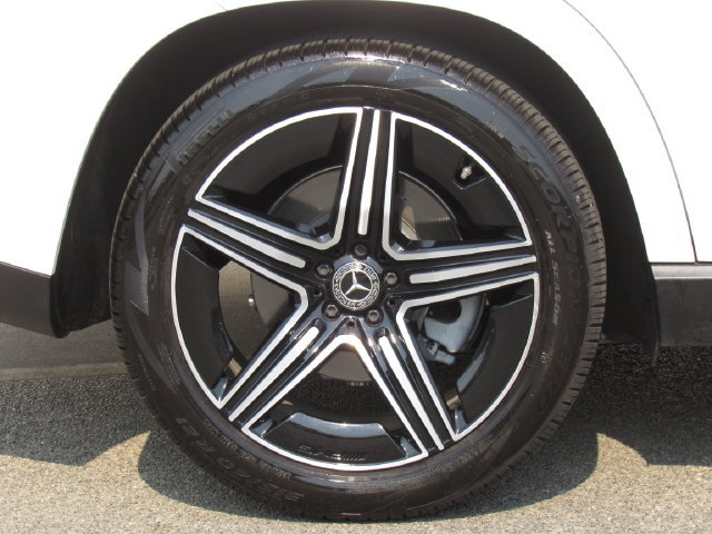 Certified 2024 Mercedes-Benz GLE 450 4MATIC image 38