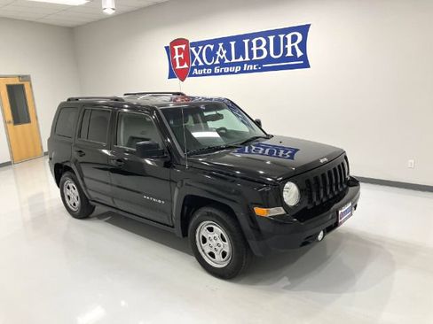 Used 2016 Jeep Patriot Sport w/ Power Value Group FWD image 40