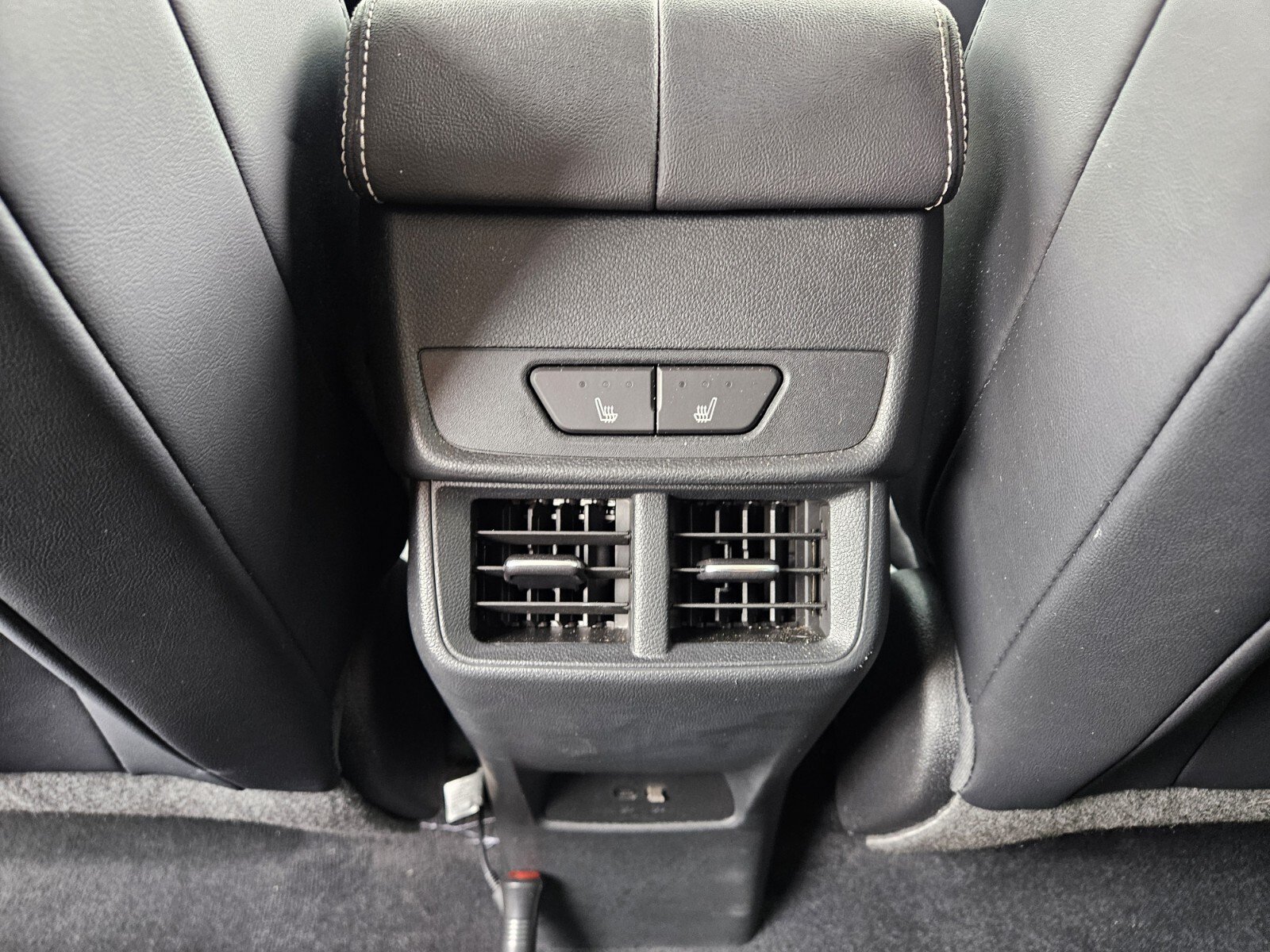 Used 2026 GMC Terrain Denali AWD/4WD image 11