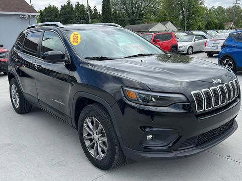 Used 2021 Jeep Cherokee Latitude Lux image 3