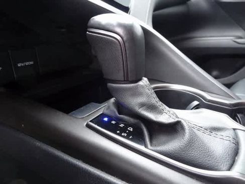 Used 2021 Toyota Camry SE image 26