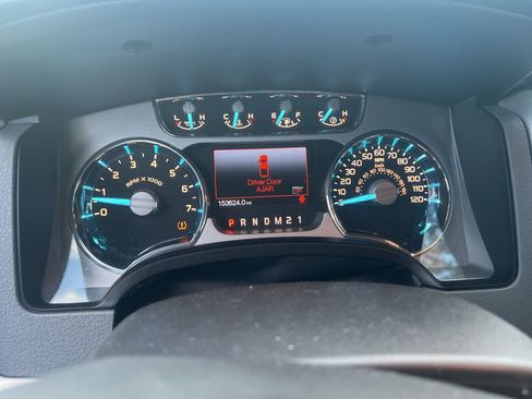 Used 2011 Ford F150 Platinum AWD/4WD image 16