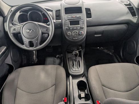 Used 2013 Kia Soul FWD image 7