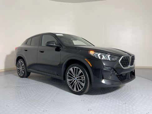 Used 2026 BMW X2 xDrive28i w/ Technology Package image 6