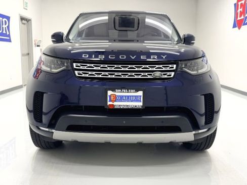 Used 2017 Land Rover Discovery HSE AWD/4WD image 3