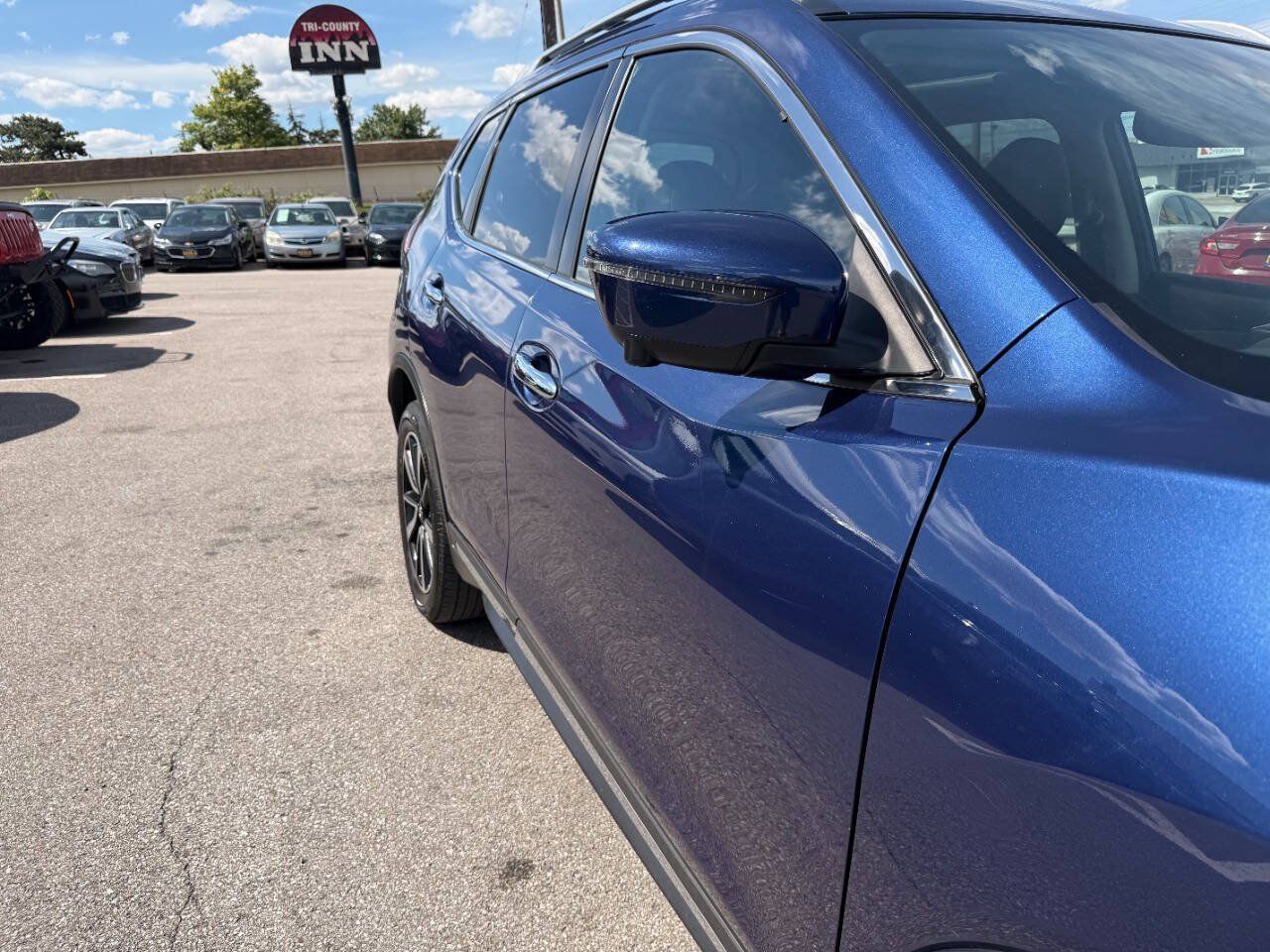 Used 2019 Nissan Rogue SL w/ Premium Package AWD/4WD image 30