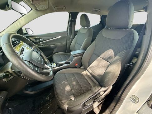 Used 2022 Chevrolet Bolt EUV LT FWD image 19