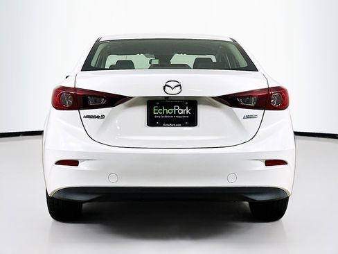 Used 2018 MAZDA MAZDA3 Sport image 7