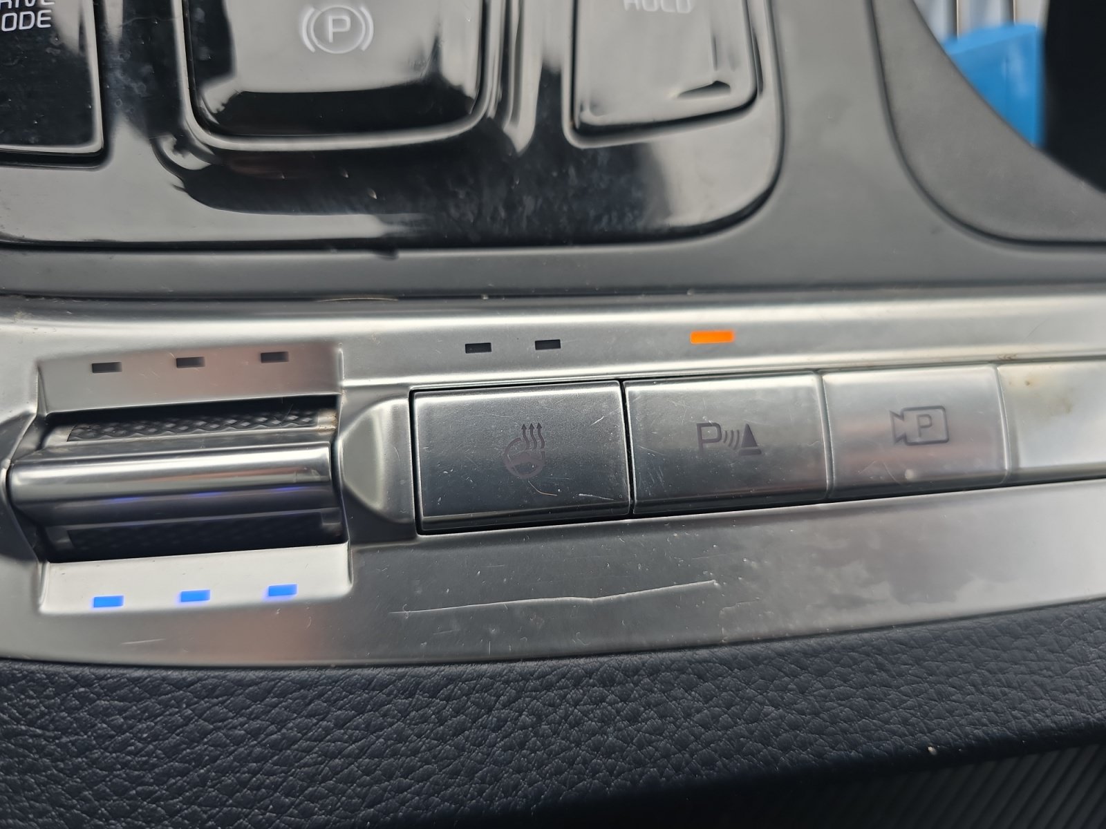 Certified 2025 Kia Carnival SX Prestige FWD image 23