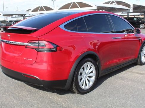 Used 2020 Tesla Model X Long Range AWD/4WD image 3