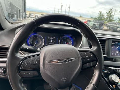 Certified 2020 Chrysler Pacifica Touring w/ S Appearance Package FWD image 7