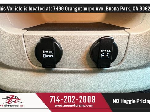 Used 2016 Dodge Grand Caravan American Value Package image 31