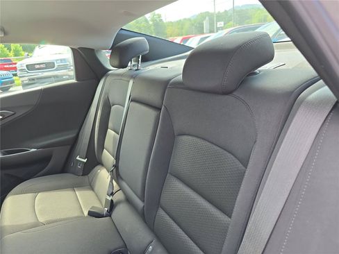 Used 2024 Chevrolet Malibu LT FWD image 14