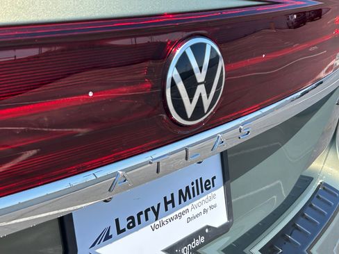 New 2026 Volkswagen Atlas SEL Premium R-Line AWD/4WD image 23