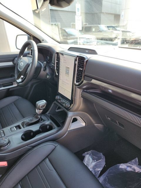 New 2026 Ford Ranger Lariat w/ Trailer Tow Package AWD/4WD image 23