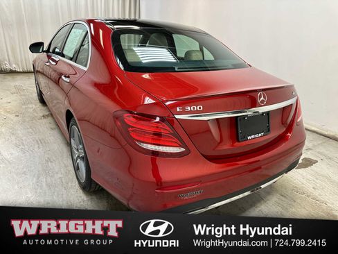 Used 2019 Mercedes-Benz E 300 4MATIC image 4