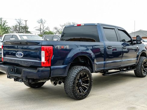 Used 2019 Ford F250 XLT AWD/4WD image 8