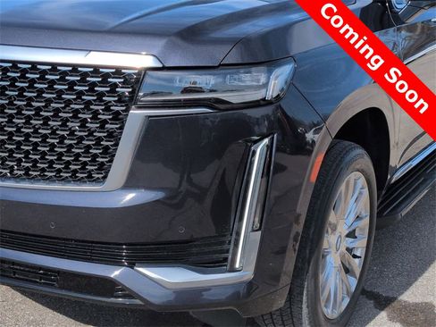 Used 2023 Cadillac Escalade Premium Luxury w/ LPO, Floor Liner Package image 10