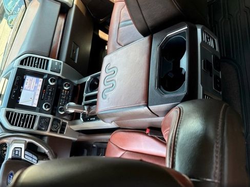Used 2019 Ford F150 King Ranch w/ Equipment Group 601A Luxury AWD/4WD image 14