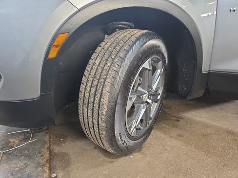 Used 2024 Chevrolet Blazer LT w/ Convenience Package image 32