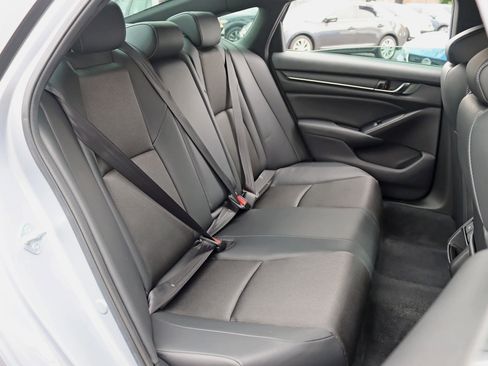 Used 2022 Honda Accord Sport image 28