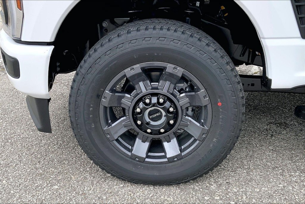 New 2027 Ford F250 XL w/ STX Appearance Package AWD/4WD image 12