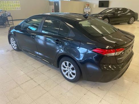 Used 2022 Toyota Corolla LE FWD image 4
