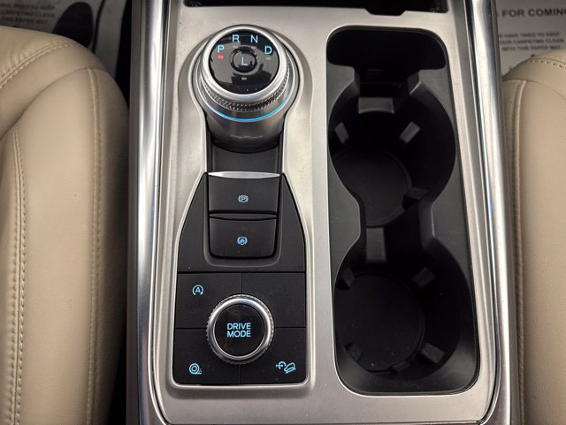 Used 2023 Ford Explorer Platinum w/ Technology Package AWD/4WD image 20
