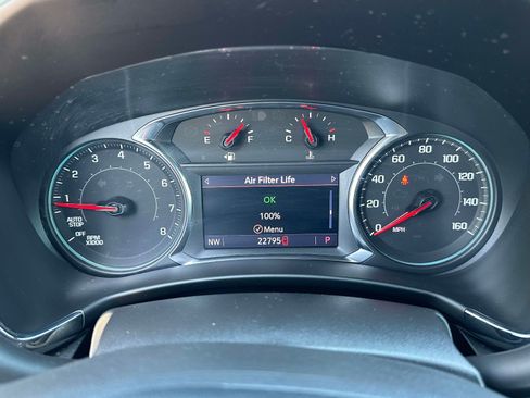 Used 2023 Chevrolet Equinox RS w/ RS Leather Package FWD image 20