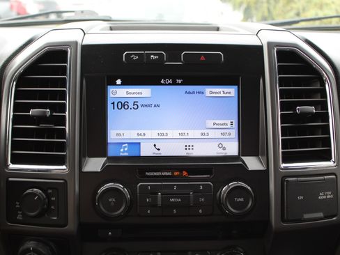 Used 2016 Ford F150 XLT w/ Equipment Group 302A Luxury AWD/4WD image 34