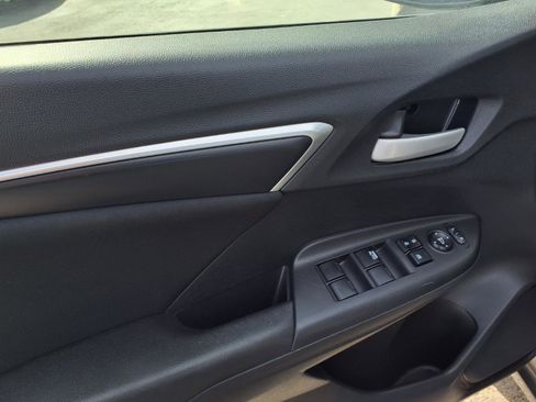 Used 2015 Honda Fit LX image 11