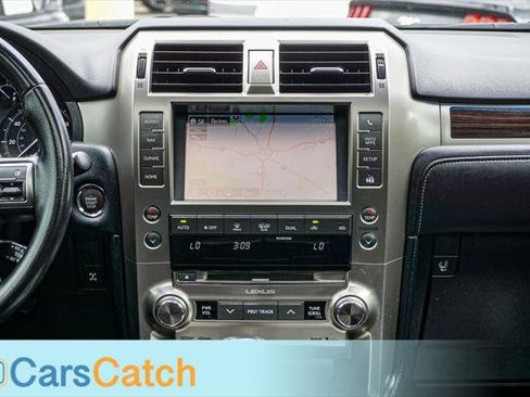 Used 2019 Lexus GX 460 w/ Navigation Package image 26