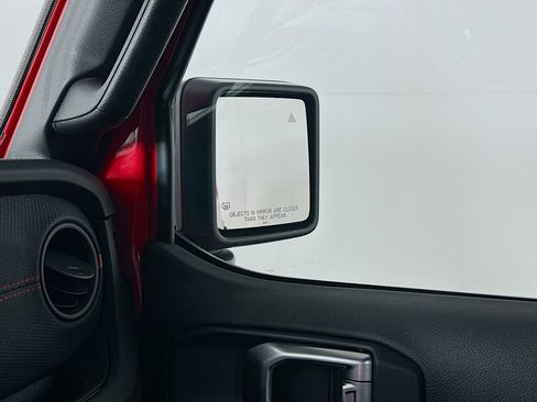 Certified 2024 Jeep Wrangler Rubicon image 29