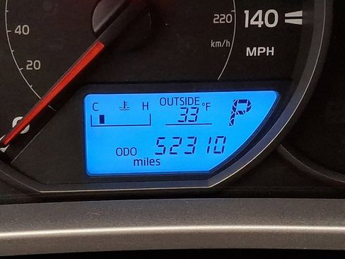 Used 2016 Toyota RAV4 LE image 13