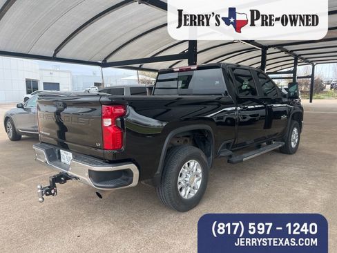 Used 2024 Chevrolet Silverado 2500 LT w/ Texas Edition image 4