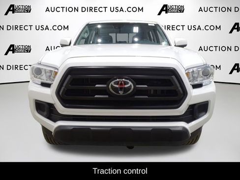 Used 2023 Toyota Tacoma SR image 3