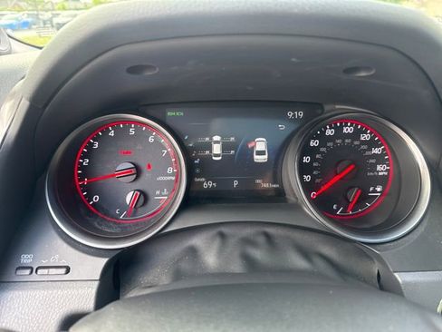 Used 2023 Toyota Camry XSE FWD image 12