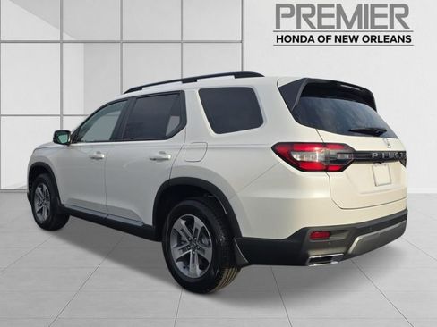 New 2026 Honda Pilot EX-L image 3