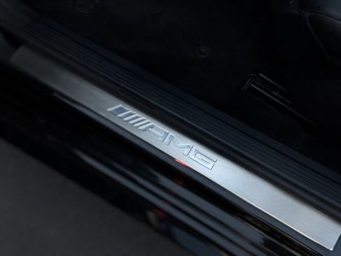 Used 2010 Mercedes-Benz E 63 AMG Sedan image 12