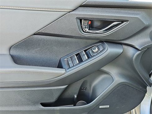 New 2025 Subaru Crosstrek 2.5i Limited image 10