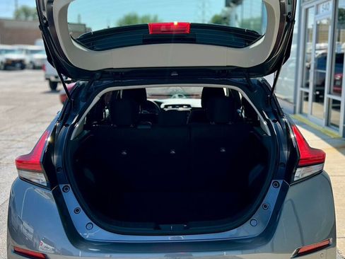 Used 2023 Nissan Leaf S image 8