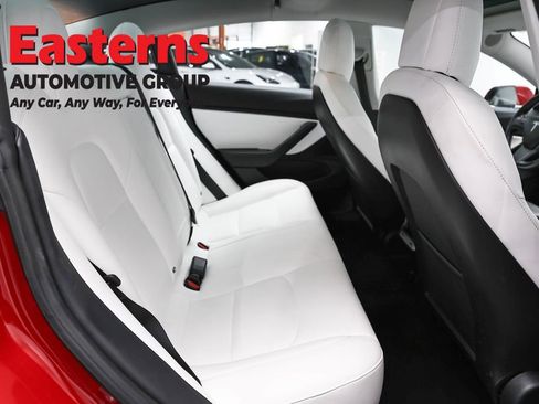 Used 2018 Tesla Model 3 Long Range AWD/4WD image 17