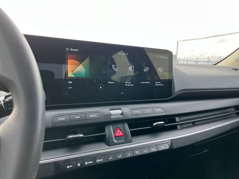 Used 2025 Kia K4 LXS image 22