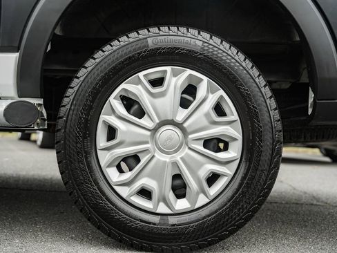 Certified 2023 Ford Transit 250 Low Roof w/ Exterior Upgrade Package image 21