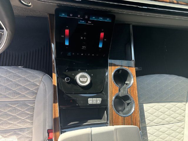 Used 2026 Cadillac Escalade Platinum Sport w/ LPO, Floor Liner Package AWD/4WD image 17