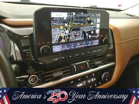 Used 2023 Nissan Pathfinder Platinum w/ Cargo Package AWD/4WD image 29